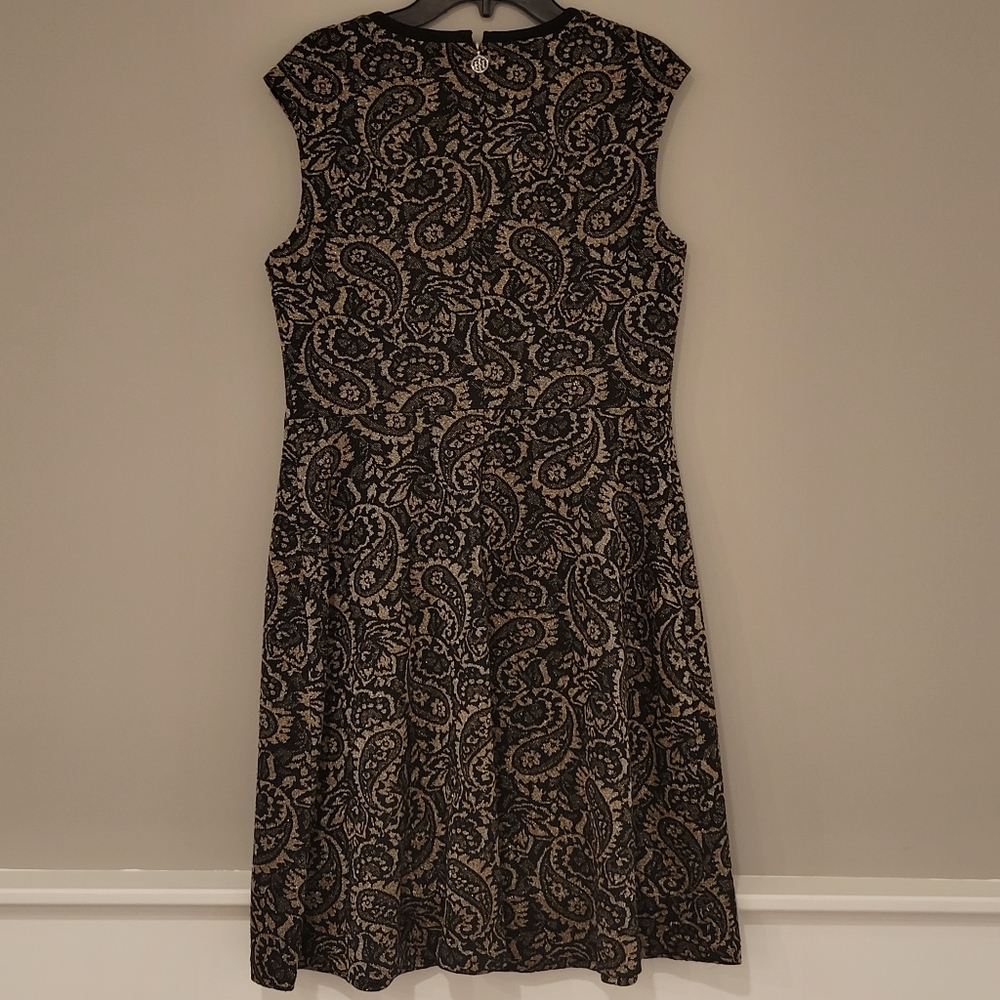 Tommy Hilfiger black and Gold brocade dress size 8 - Picture 3 of 4